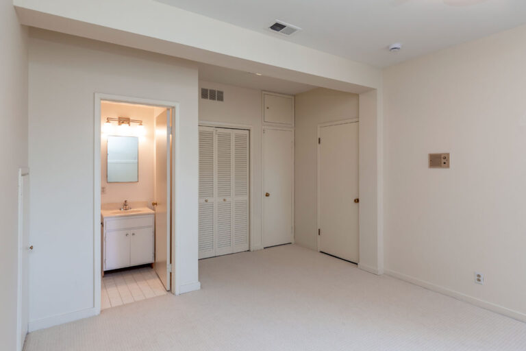 Bedroom (5)