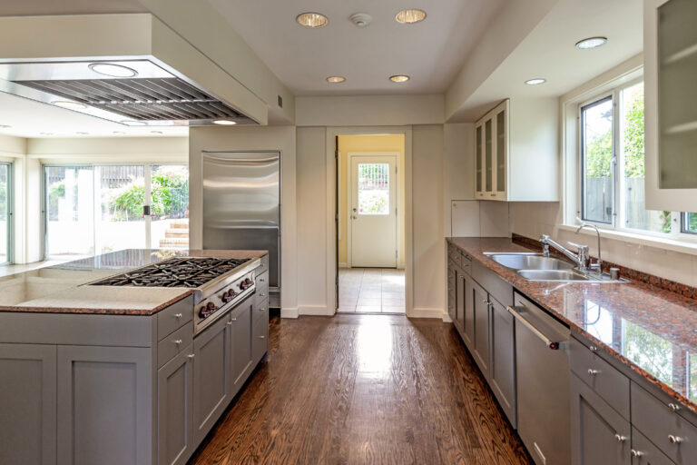 Kitchen (2)